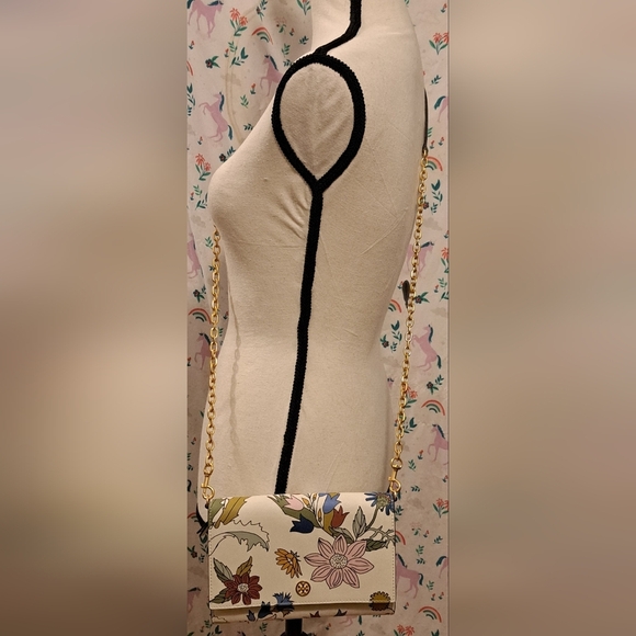NWOT Tory Burch Robinson White Floral Saffiano Leather Boho Crossbody Purse Bag - Picture 2 of 16